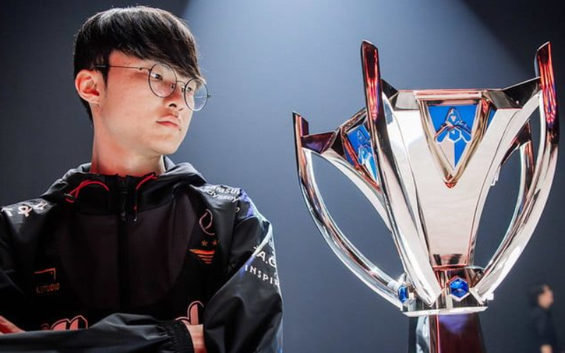 najlepsi-gracze-e-sportowi-faker