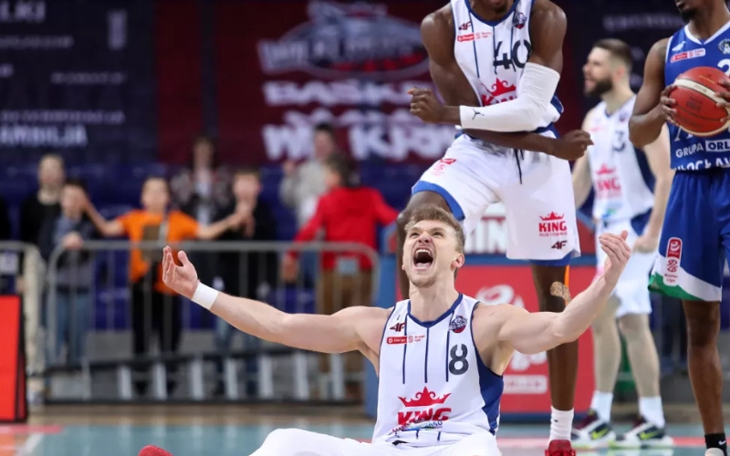 plk-koszyk&oacute;wka-king-wilki