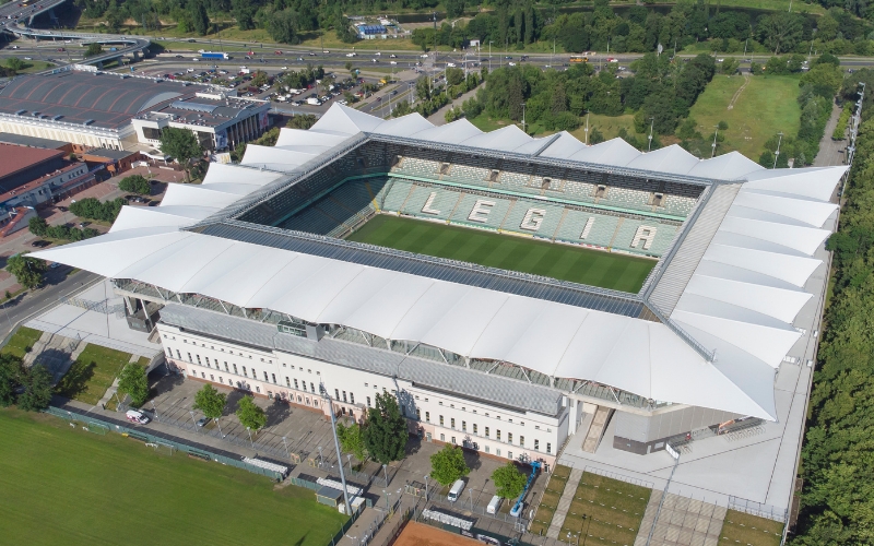 najlepsze-stadiony-piłkarskie-polsce-stadion-wojska-polskiego